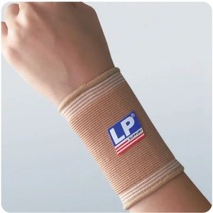 LP Elastic Wrist Support SMALL